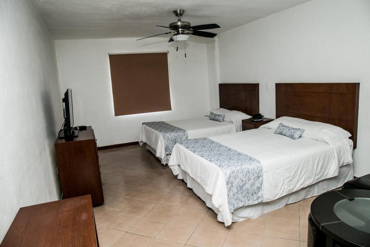 Booking Dioh Monterrey Eksteriør bilde