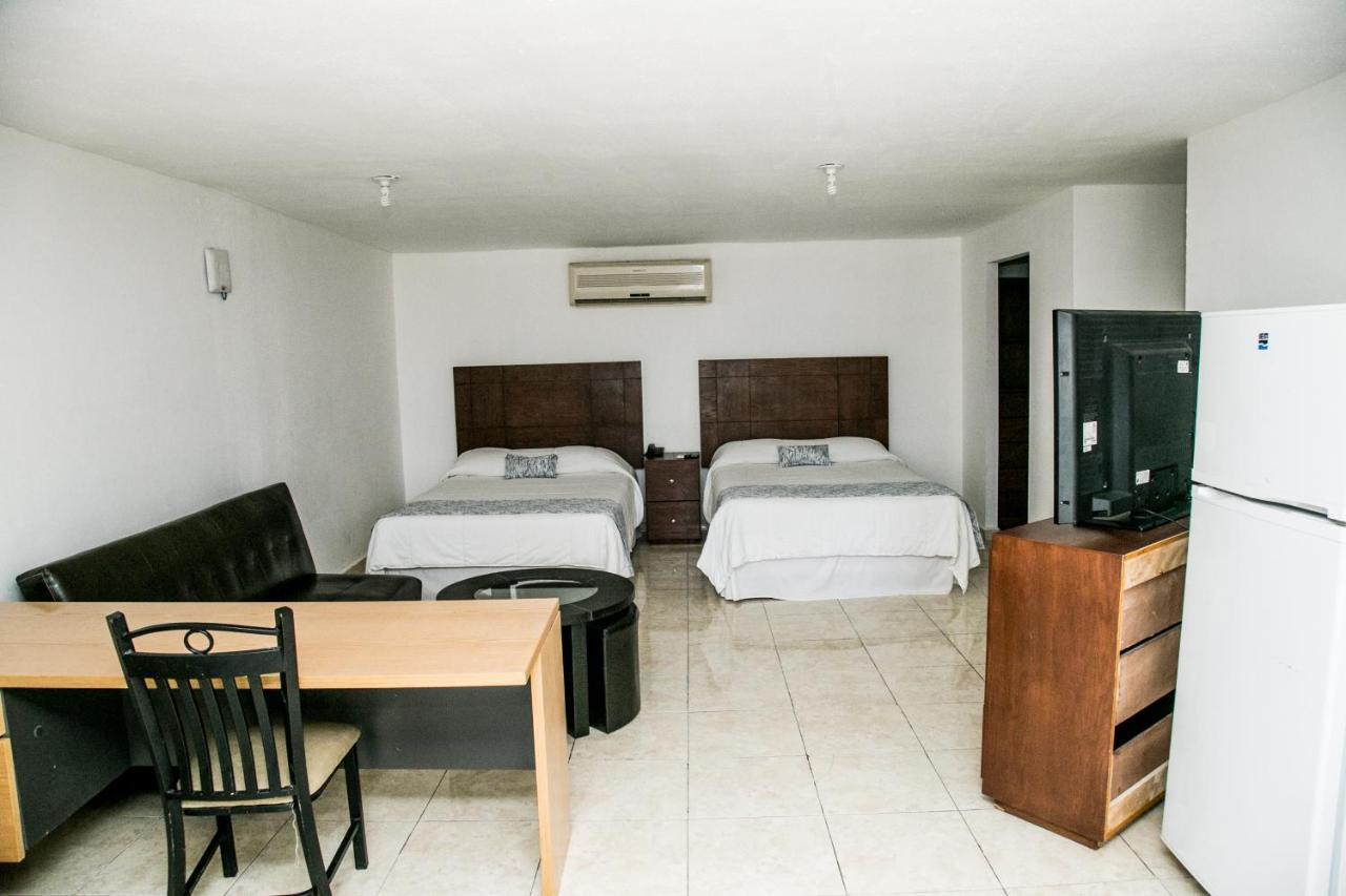 Booking Dioh Monterrey Eksteriør bilde