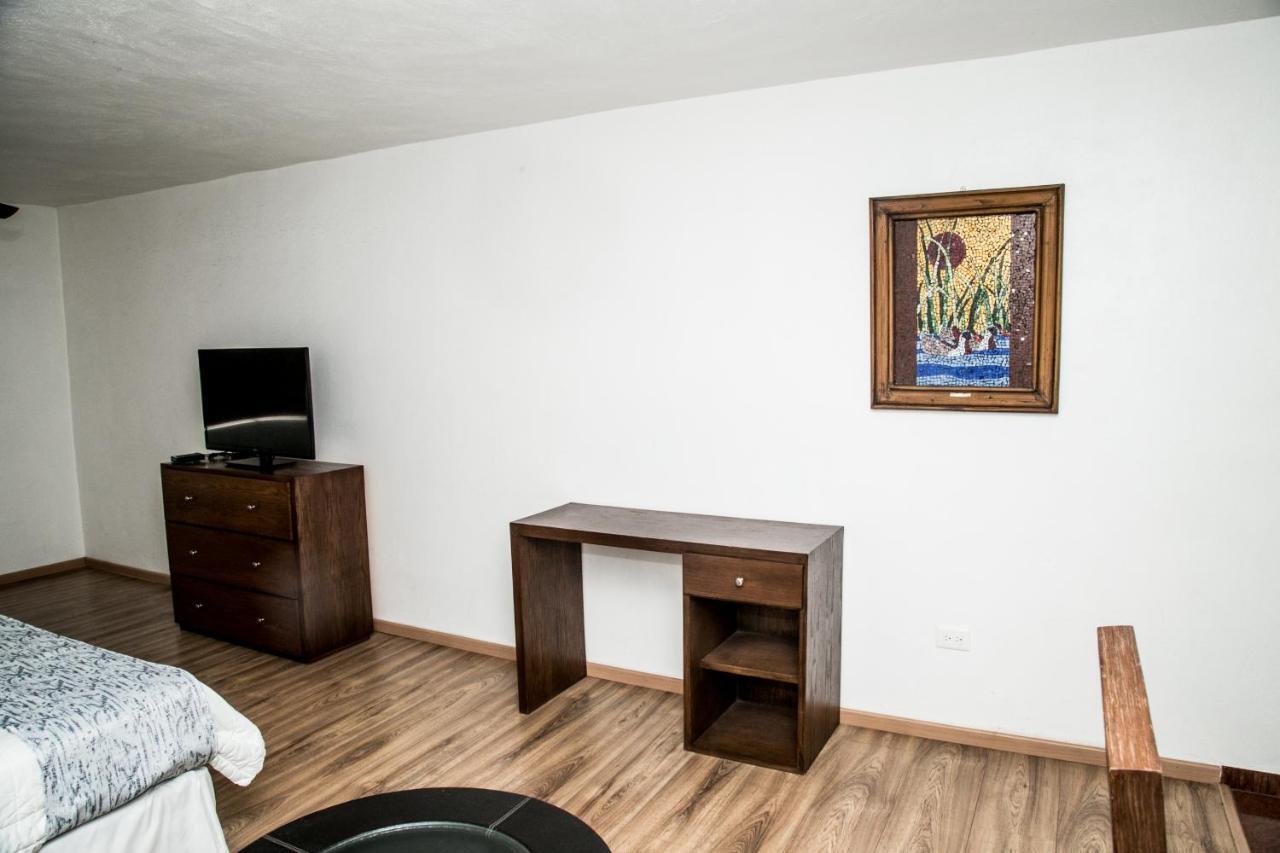 Booking Dioh Monterrey Eksteriør bilde